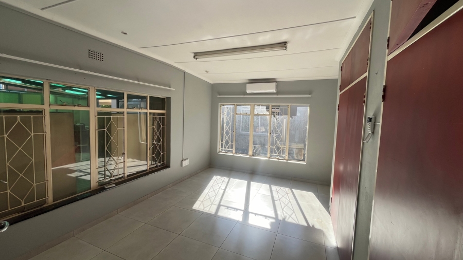 3 Bedroom Property for Sale in Protea Park North West